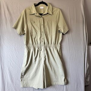 Columbia Womens Romper Size L Beige Utility Hiking Walking Button Down Pockets